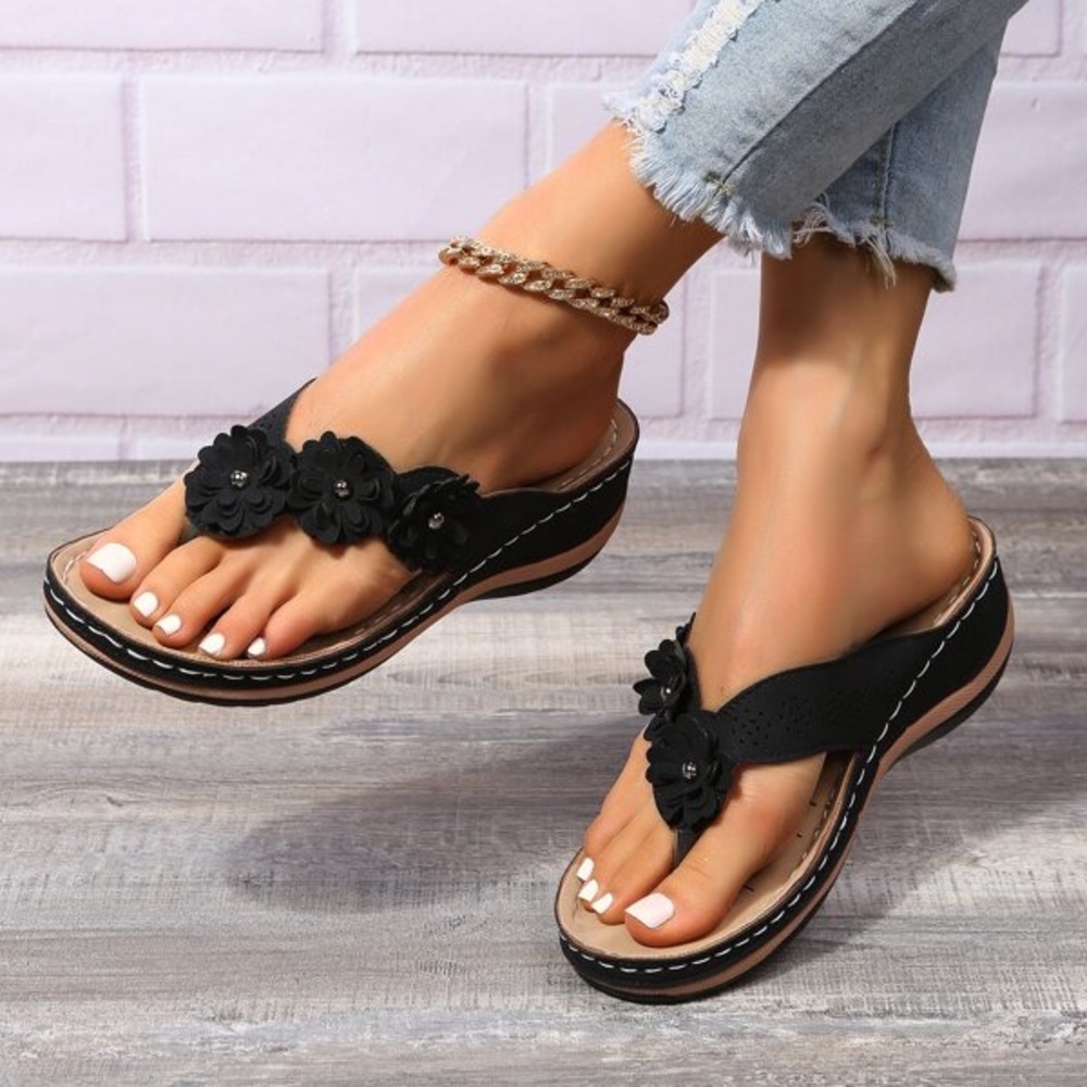 Fashion Black Flower Toe Post Thong Wedge Slide Sandals SH.5 - Picture 5 of 7